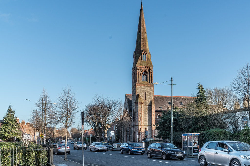 ST. KEVIN’S CHURCH ON THE SOUTH CIRCULAR ROAD [THERE ARE TWO OTHER CHURCHES WITH THE SAME NAME NEARBY]-124133