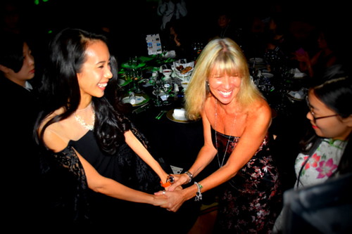 Jill Robinson with Karen Mok by Stech @ Precis magazine