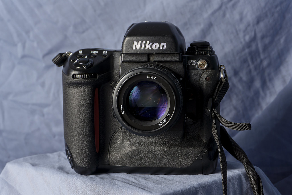 CCR - Review 22 - Nikon F5