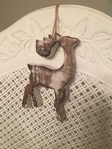 reindeer wooden ornament