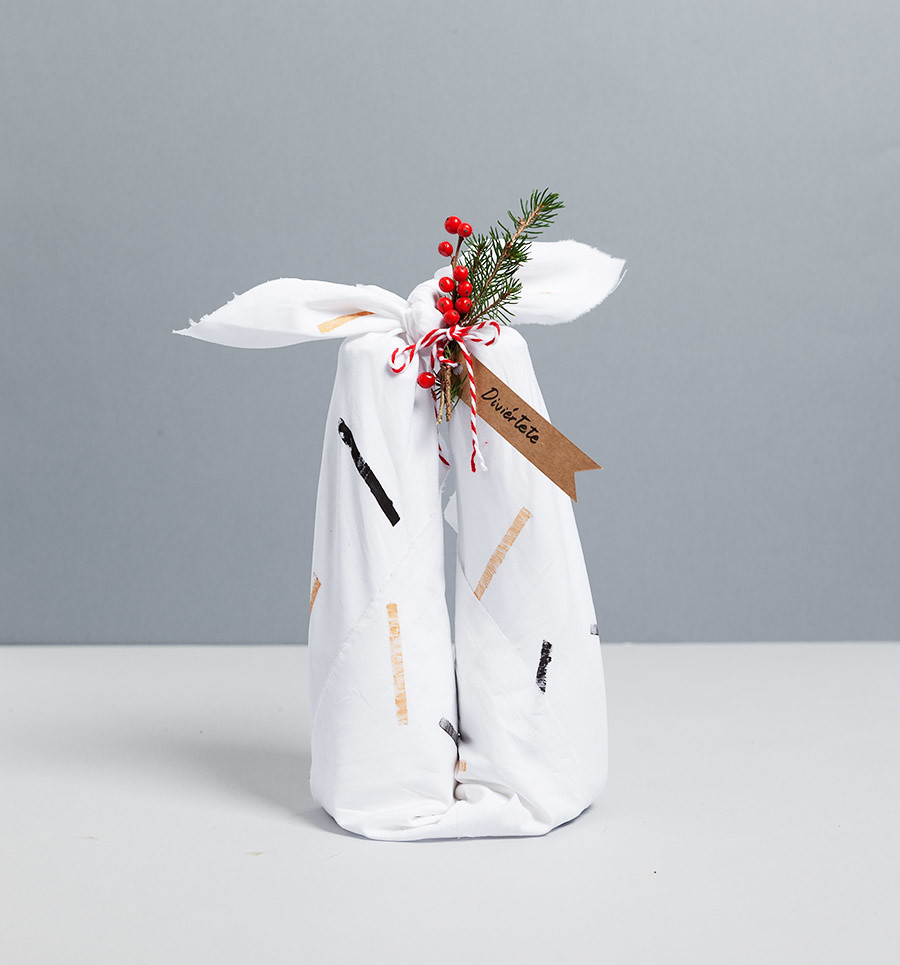 DIY Furoshiki Envolver botellas con tela · DIY Furoshiki Wrapping bottles with fabric · Fábrica de Imaginación · Tutorial in Spanish