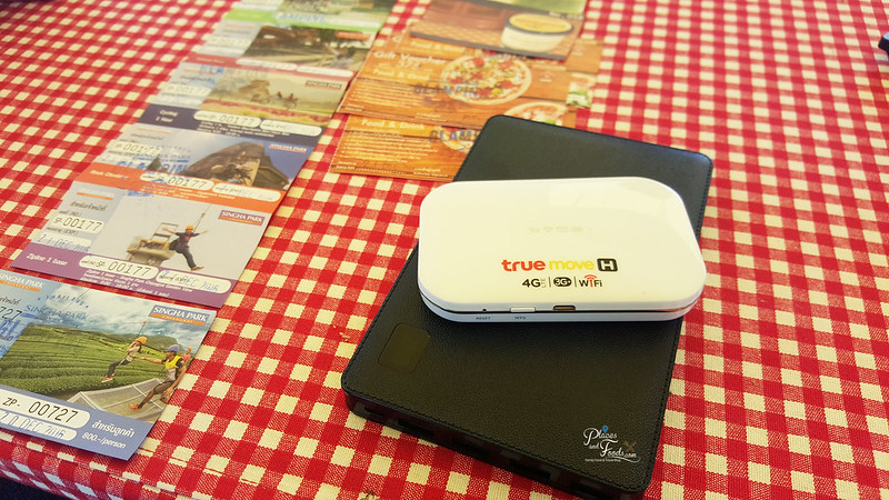 glamping pocket wifi and power bank