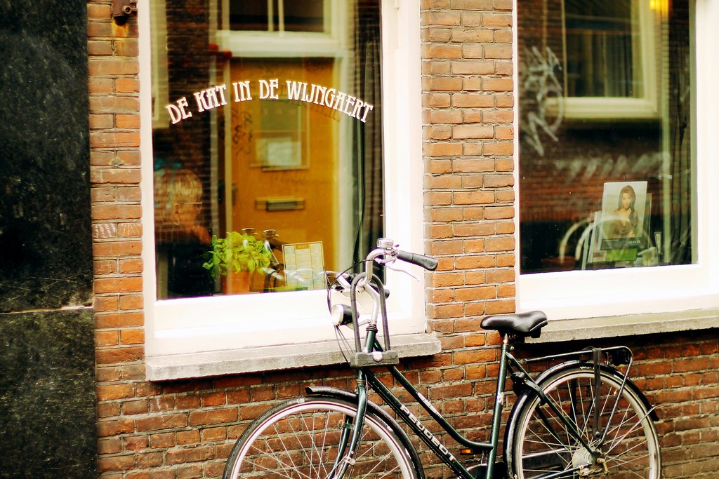 Drawing Dreaming - onde e o que comer em Amsterdão - De Kat in de Wijngaert, tosti