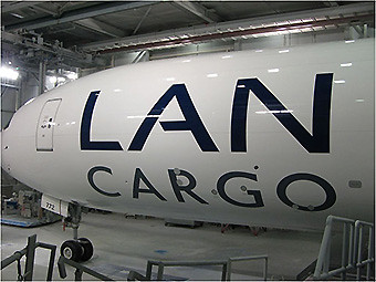 LAN Cargo B777F N772LA taller de pintura (LAN Cargo)