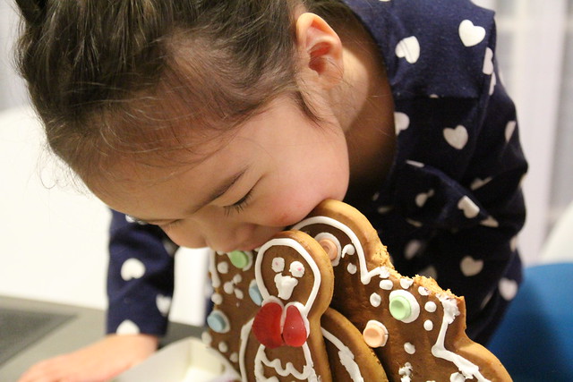 Mio takes a bite of gingerbread turkey