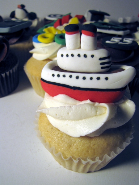 Cruise Ship Cupcake