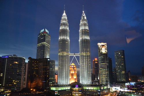 Petronas Twin Towers night