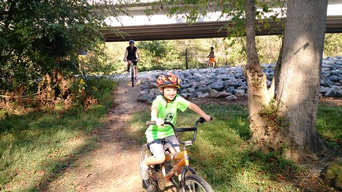 Sept 24 2016 Raleigh Greenway (2)