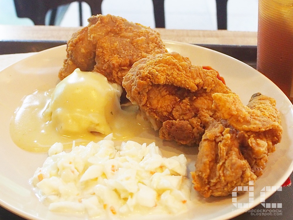 food review,food,review,singapore,waffletown,balmoral plaza,fried chicken,waffles