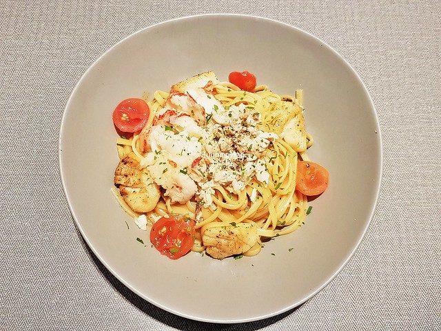 Deluxe Seafood Linguine With Boston Lobster