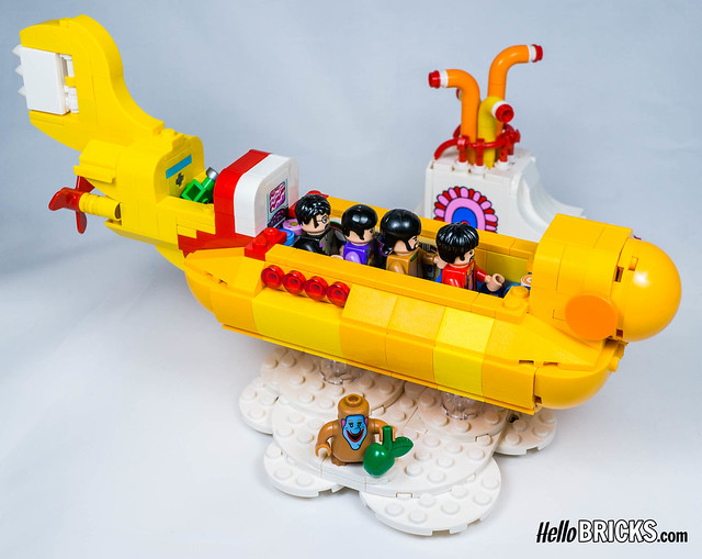 Lego Ideas #015 - The Beatles - Yellow Submarine