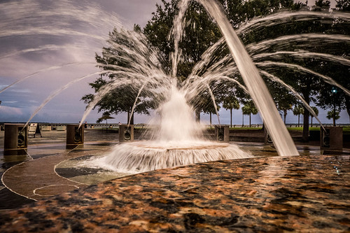 Charleston Fountain-001