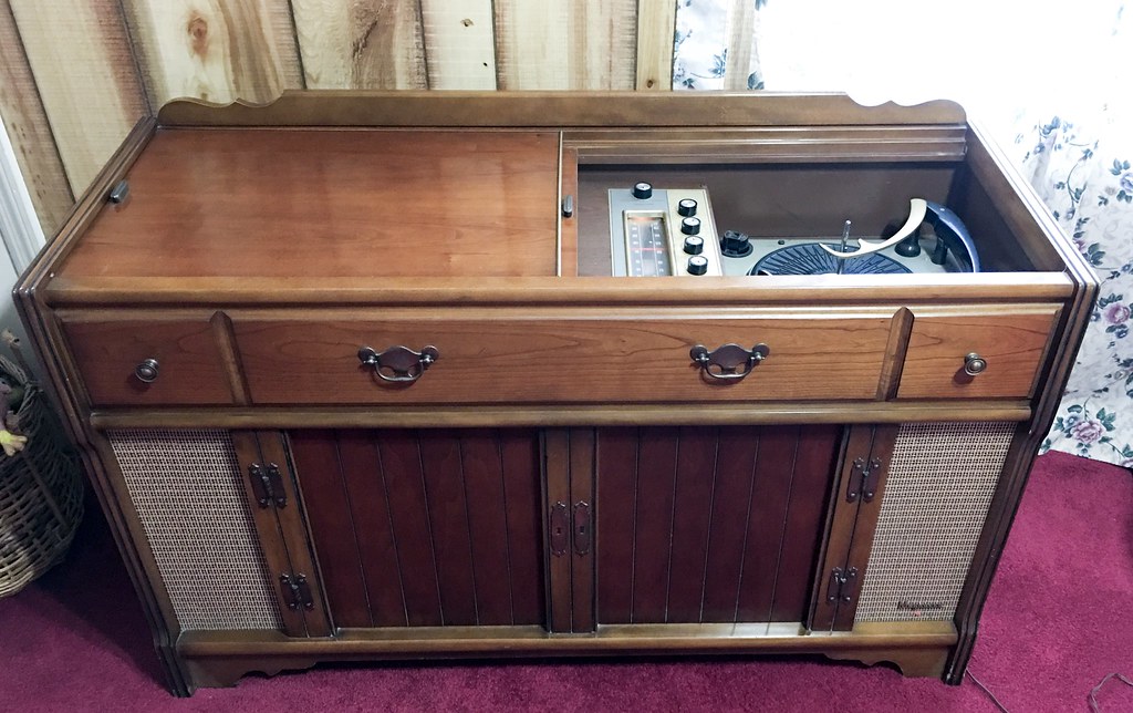 Mid Century Cabinet/Console Stereos with record player | Page 2 | Steve ...