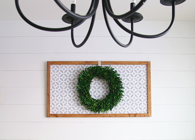 Stenciled Holiday Wreath Display