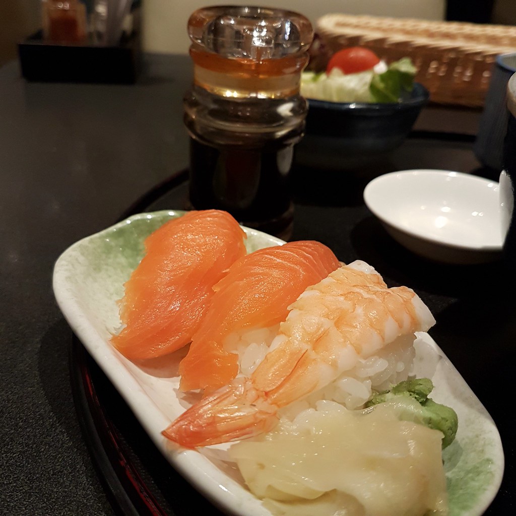 Small Ramen, Praw Sushi Set $43 @ 山头火 Santouka KL Pavilion