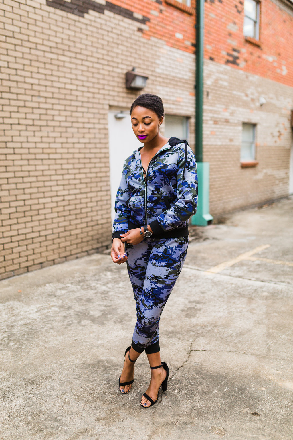 how to wear a tracksuit, louisiana fashion blogger
