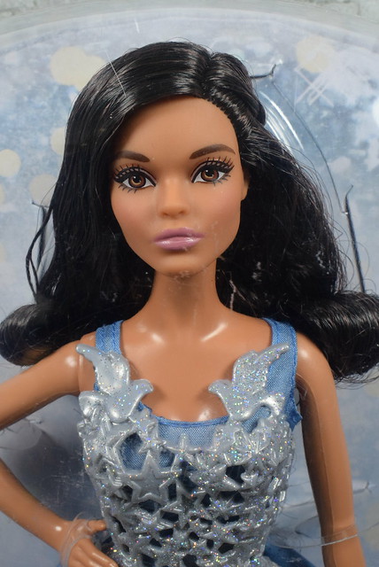 2016 Holiday Barbie The Peace Hope Love Collection Claudette DGX99 (1)