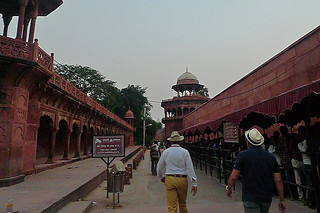 Agra - Taj Mahal entrance check pt