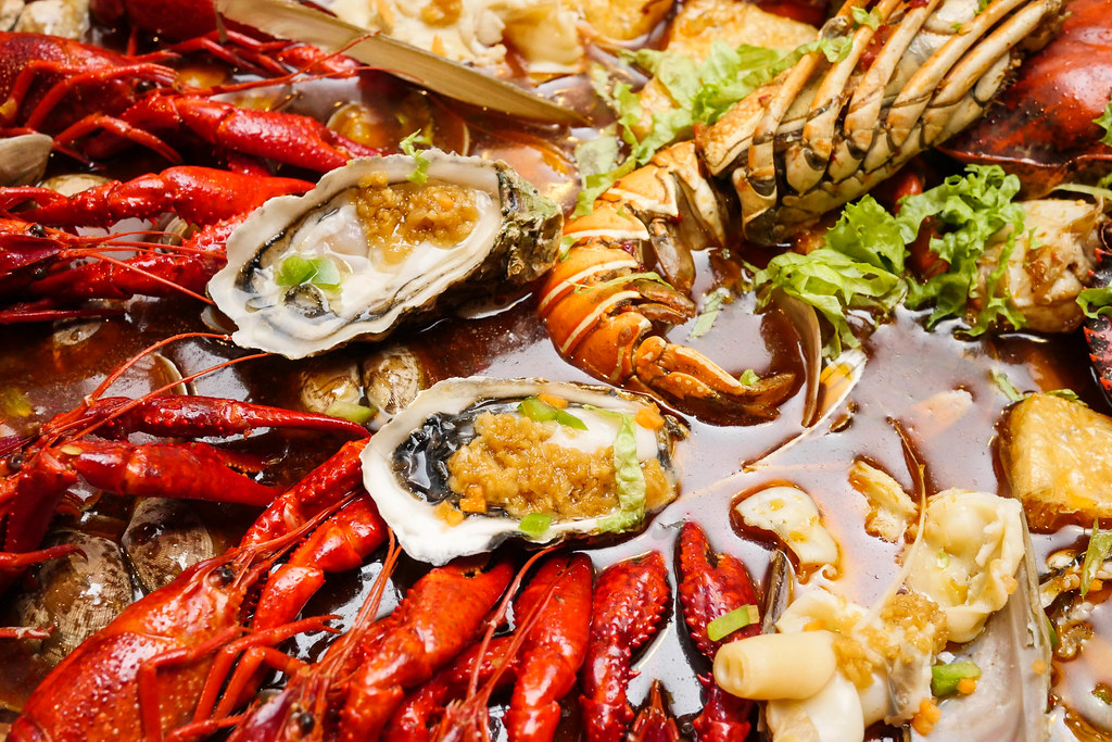 Ming Tang Jiu Gong Ge Hotpot: seafood set for 4-5 pax