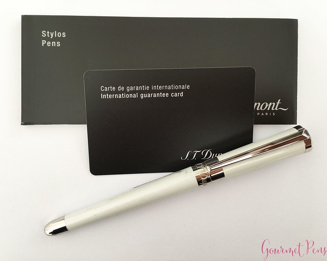 Review ST Dupont Liberté White Pearl Fountain Pen @Iguana_Sell 4