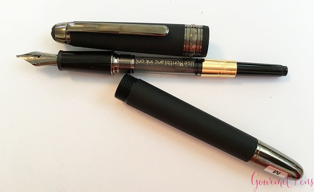 Review Montblanc Meisterstück Classique Ultra Black Fountain Pen @couronneducomte @Montblanc_World13