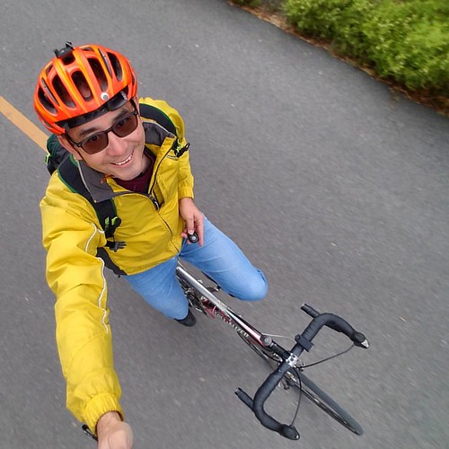 Sky pandas like this are easy with the @Xshot deluxe selfie stick with Bluetooth remote.  Watch for a review soon at Cyclelicious. Shot during this morning's #bikecommute in San Jose California. Yes, I realize my helmet is broken; my birthday is Thursday