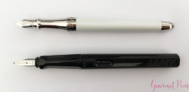 Review ST Dupont Liberté White Pearl Fountain Pen @Iguana_Sell 7