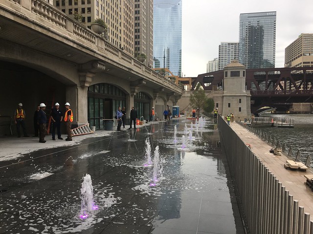 Final sections of the new Chicago Riverwalk