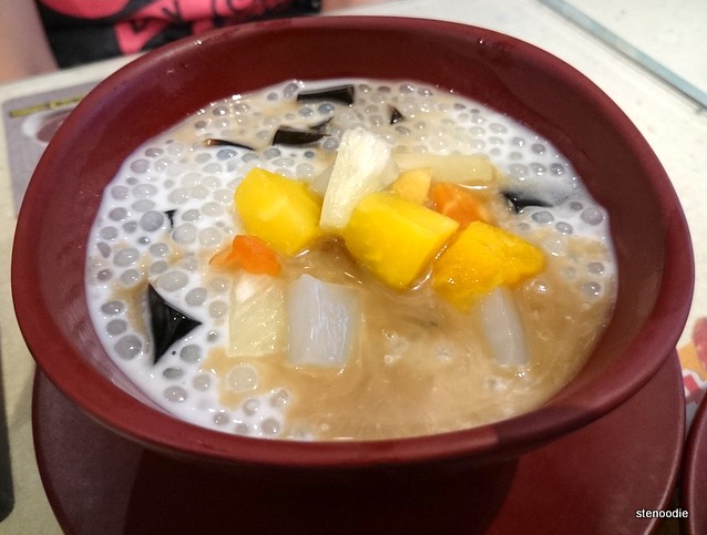 Fresh Fruit with Grass Jelly and Sago