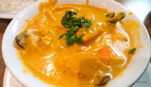 Thai Red Curry Chicken with rice