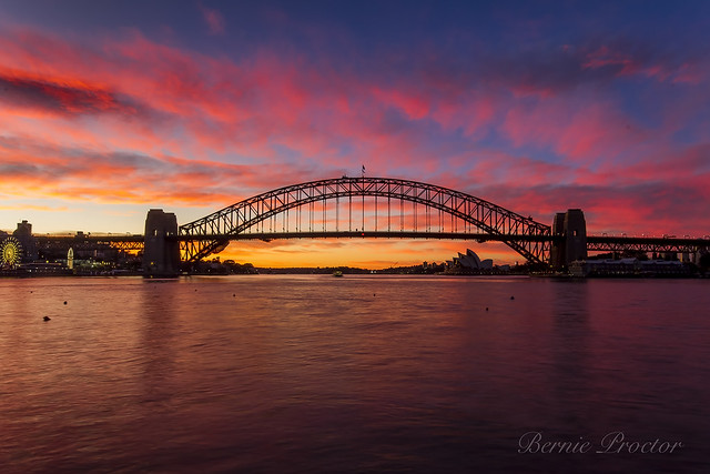 Sydney Harbour Bridge Sunrise-6504 (EXPLORED)