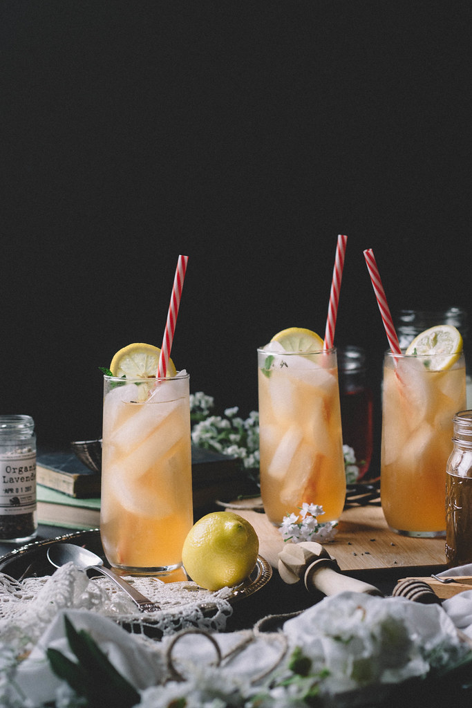 A John Daly with a twist | Lavender Lemonade & Peach Iced Tea // TermiNatetor Kitchen