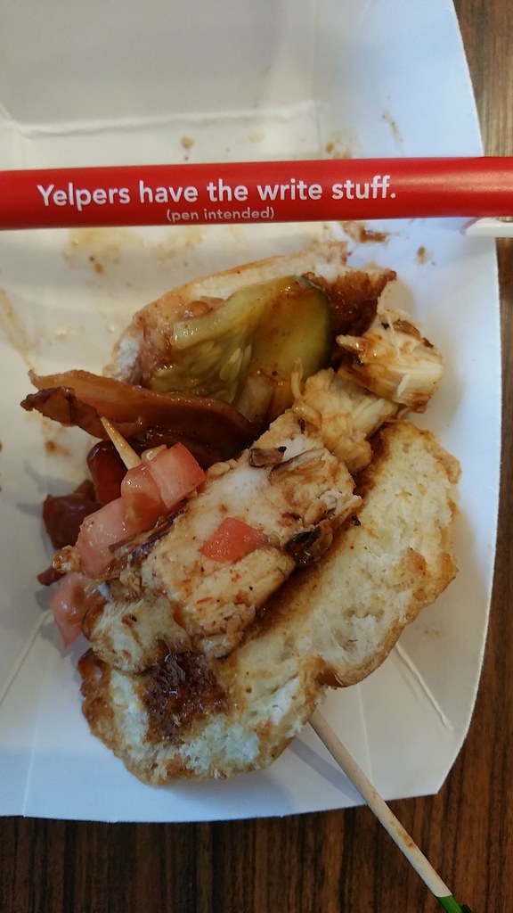 2016-Jun-2 CaliBurger - Chipotle BBQ Chicken Sandwich "patty" closeup