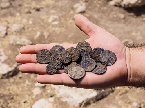 Rare-Coins-from-Chashmonaim-Period-Found-in-Modi’in-Excavation