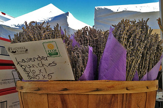 Eat Well Farms - Dried lavenders bunch 2013