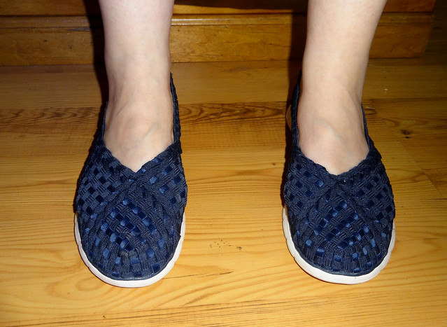 Stretch shoes, navy blue