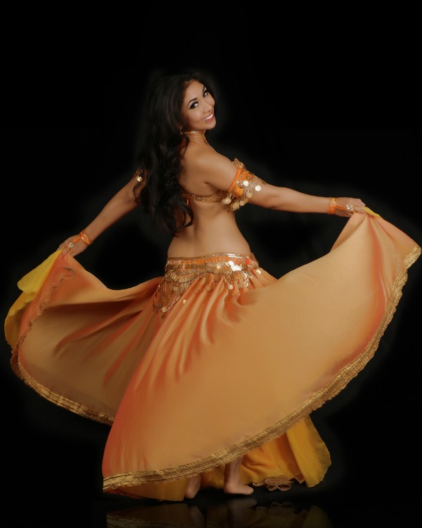 Llega a Lima destacada bailarina peruana de danzas árabes