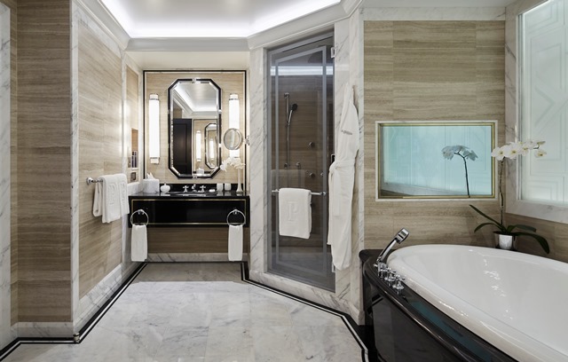 Fifth-Avenue-Suite-Master-Bathroom