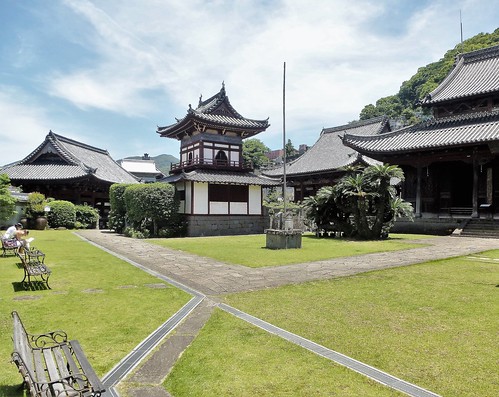 jp16-Nagasaki-Temple-Kofukuji (7)