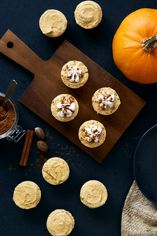 Grain-free Mini Pumpkin Cashew Cheesecakes {Vegan}