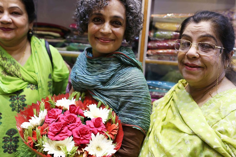 Netherfield Ball – Novelist Arundhati Roy Stuns the Society by Inaugurating a Banarasi Saree Showroom, Chitli Qabar Bazaar