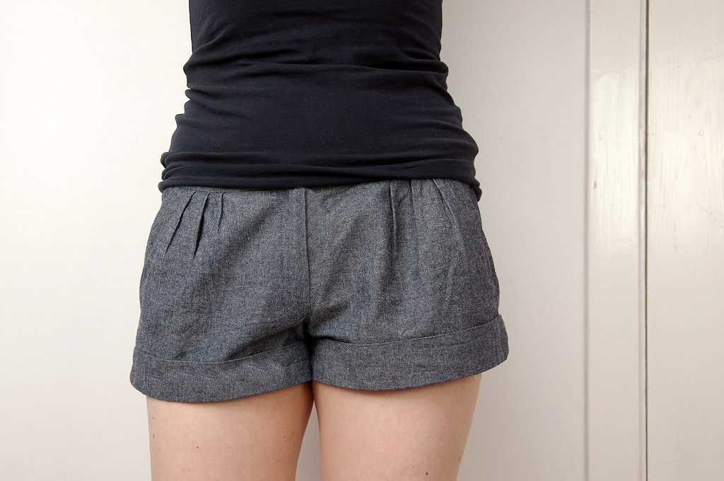 Burdastyle chambray shorts