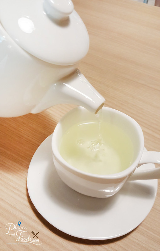 wayne cafe sri petaling huang shan green tea