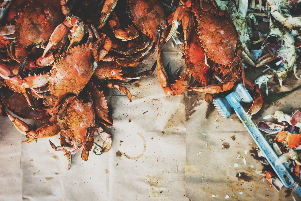 How to Steam Fresh Blue Crabs | The Ultimate Guide by Girl ...