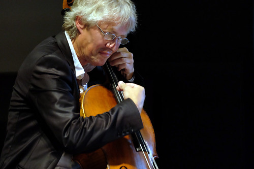 Solo-cello – Chrichan Larson