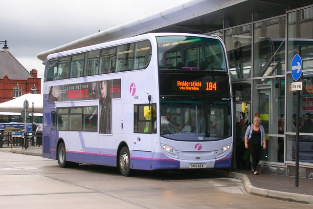 First Greater Manchester, Enviro400, Oldham bus station