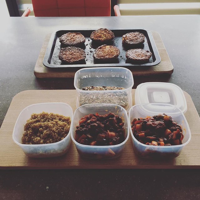 All the food prep yesterday morning, except I then forgot to pack lunch for myself for today. #fail #lblogger #lifestyle #foodprep #foodblogger