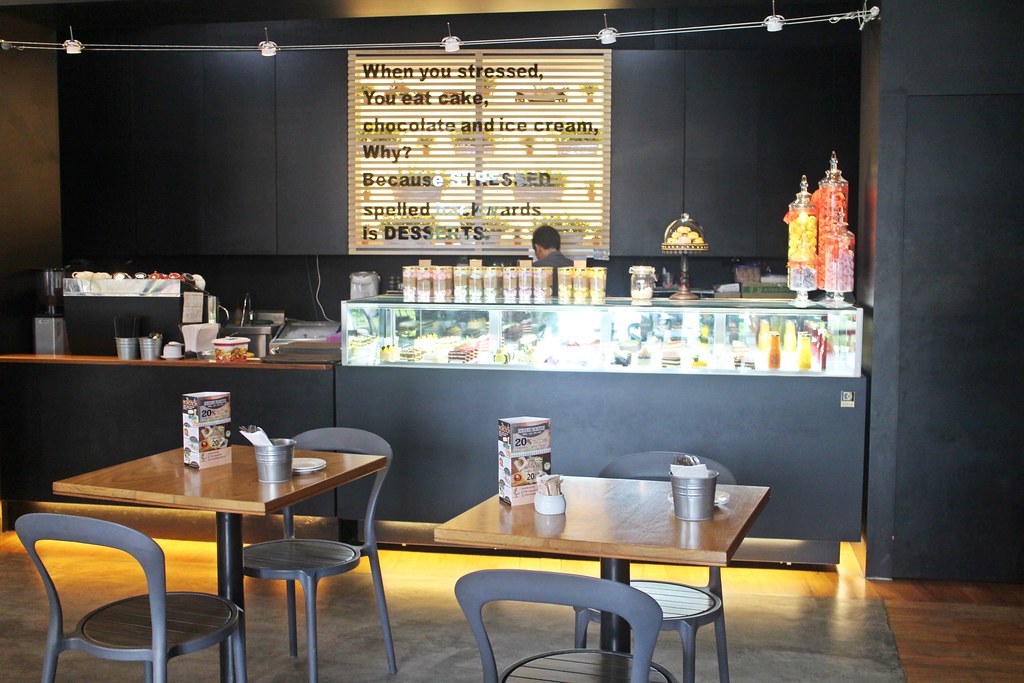 Cafes In Taman Sutera: LeQua Café