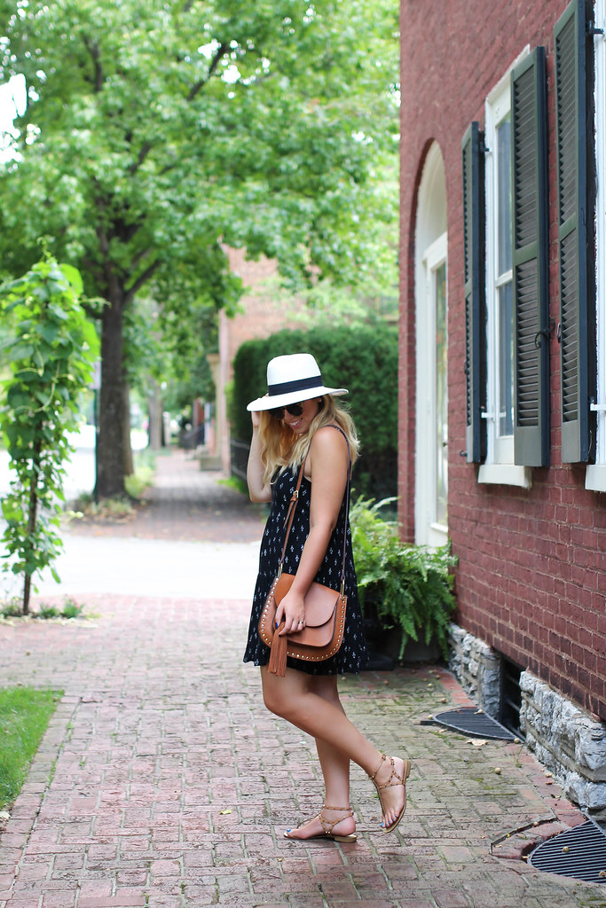 Easy Summer Vacation Exploring Outfit | Panama Hat Black Cotton Dress Travel Lexington Kentucky Gratz Park Pink House Living After Midnite Jackie Giardina