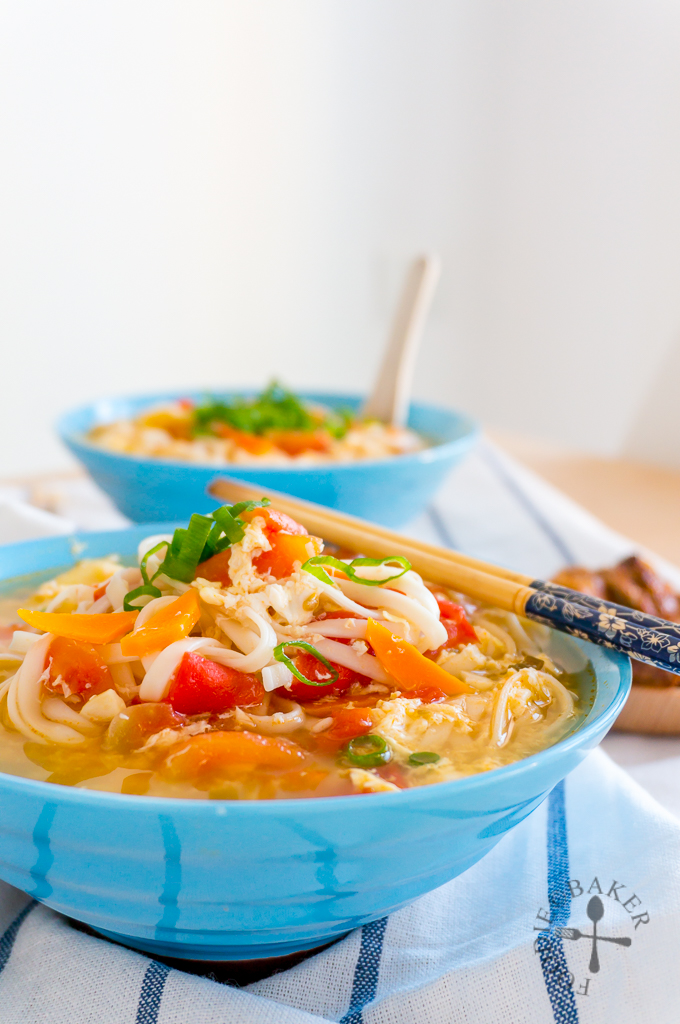 Chinese Tomato and Egg Noodle Soup